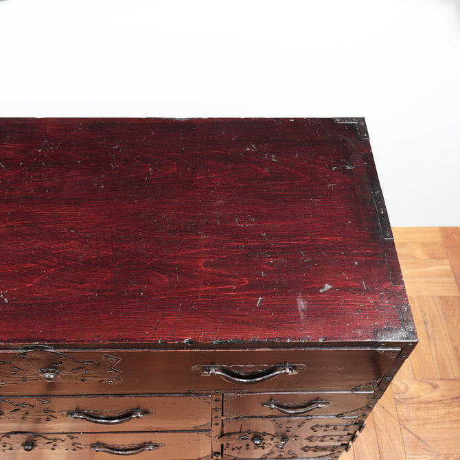 米沢熨斗宝珠文衣裳箪笥【YONEZAWA clothing chest】 [j1076]
