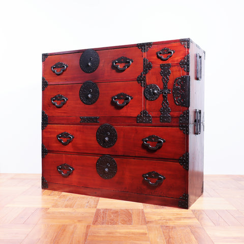 米沢菊紋衣裳箪笥【YONEZAWA clothing chest】 [j1077]