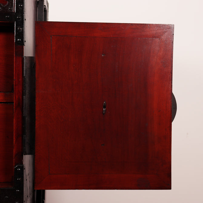 米沢菊紋衣裳箪笥【YONEZAWA clothing chest】 [j1077]