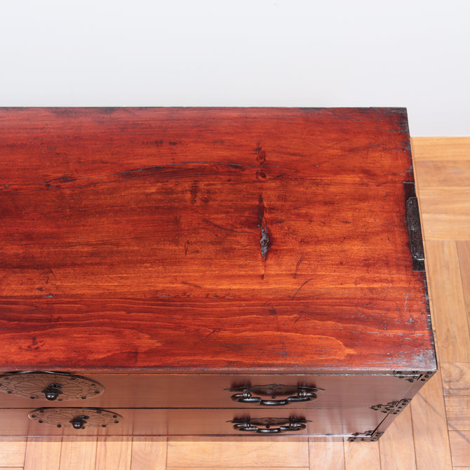 米沢菊紋衣裳箪笥【YONEZAWA clothing chest】 [j1077]