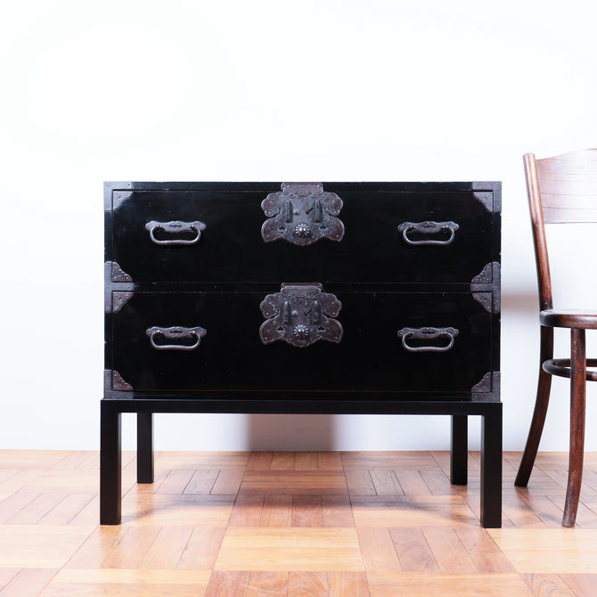 庄内兜金具衣裳箪笥　スタンド付き【SHONAI clothing chest with metal stand】[j1083]