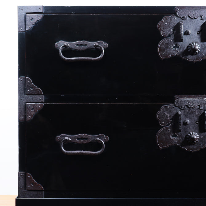 庄内兜金具衣裳箪笥　スタンド付き【SHONAI clothing chest with metal stand】[j1083]