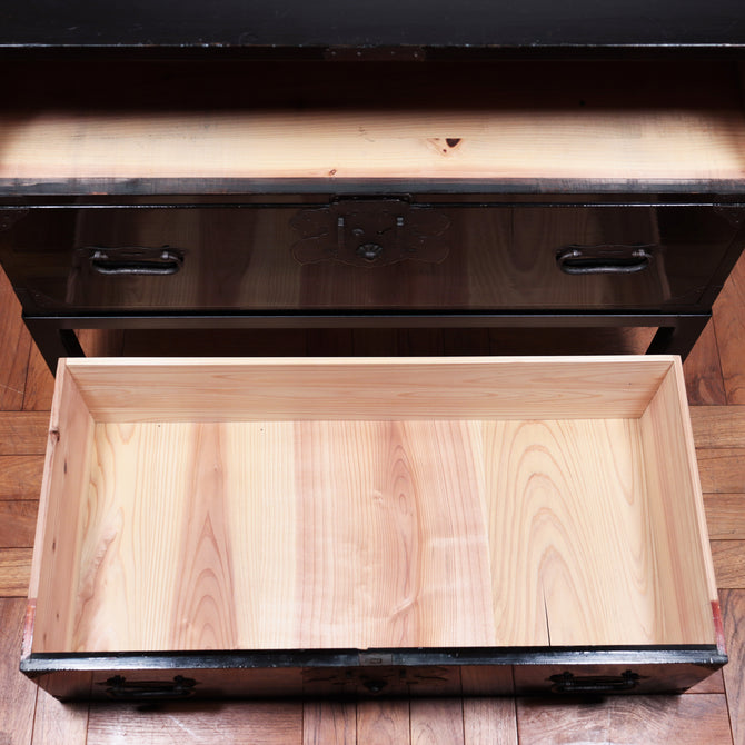 庄内兜金具衣裳箪笥　スタンド付き【SHONAI clothing chest with metal stand】[j1083]