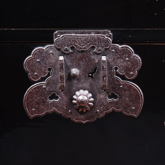 庄内兜金具衣裳箪笥　スタンド付き【SHONAI clothing chest with metal stand】[j1084]