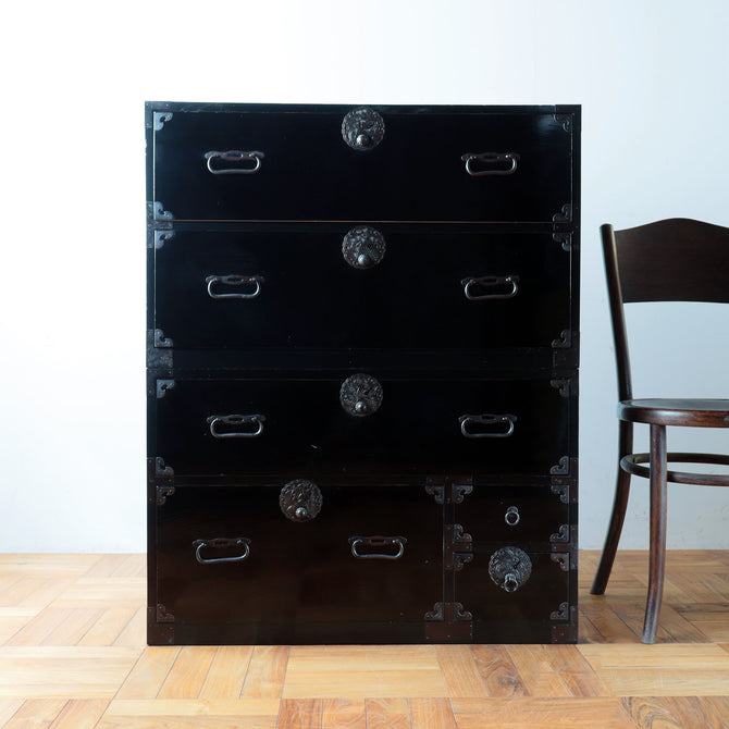 庄内雪輪紋衣裳箪笥【  SHONAI clothing chest 】 [j1011]