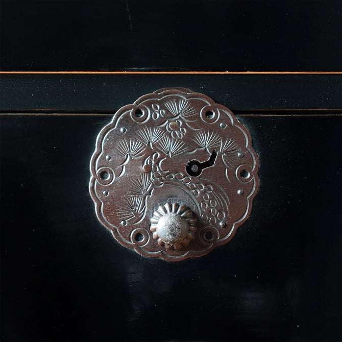 庄内雪輪紋衣裳箪笥【  SHONAI clothing chest 】 [j1011]