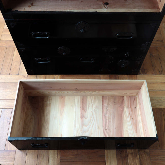 庄内雪輪紋衣裳箪笥【  SHONAI clothing chest 】 [j1011]