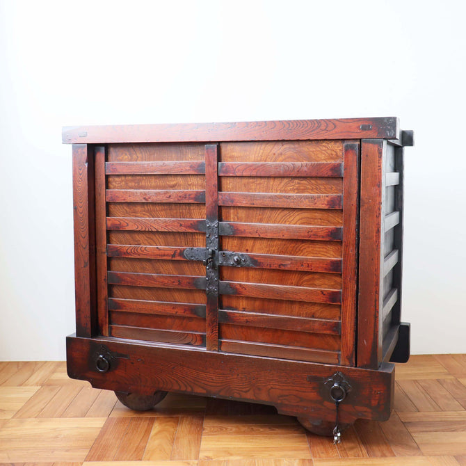 時代箪笥／Japanese Antique Furniture