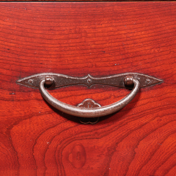 時代箪笥／欅二本松角金具衣裳箪笥【NIHONMATSU clothing chest】 [j1015]　Japanese Antique Furniture