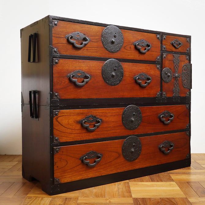 欅米沢桜紋衣裳箪笥【YONEZAWA clothing chest】 [j0984]