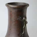 枝蛙花瓶【Vase with a frog】 [k0446]