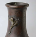 枝蛙花瓶【Vase with a frog】 [k0446]